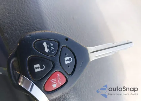 2009 Toyota Camry Xle z USA, uszkodzony, nr VIN 4T1BE46K49U867932